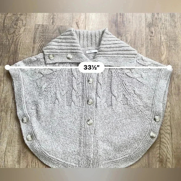 Old Navy Shrug Poncho Like New Size S/P - Picture 5 of 11